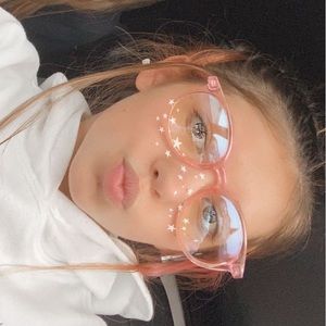 Meet your Posher, Bailey